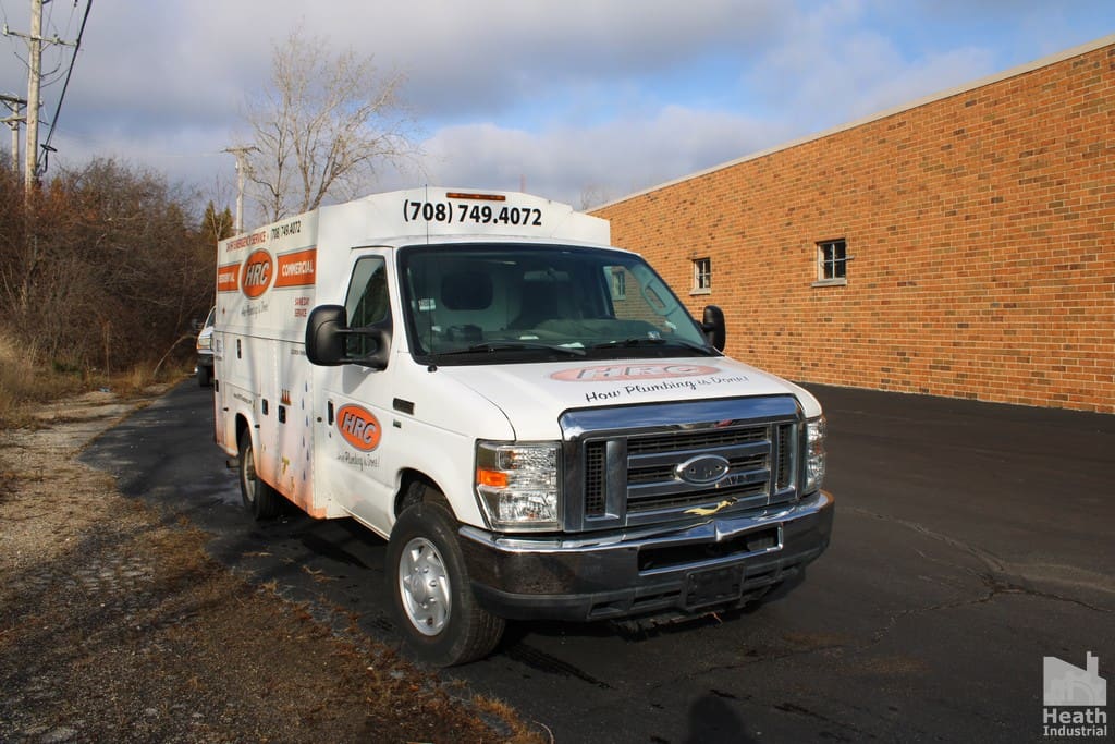 2016 FORD E-350 CONTRACTORS TRUCK